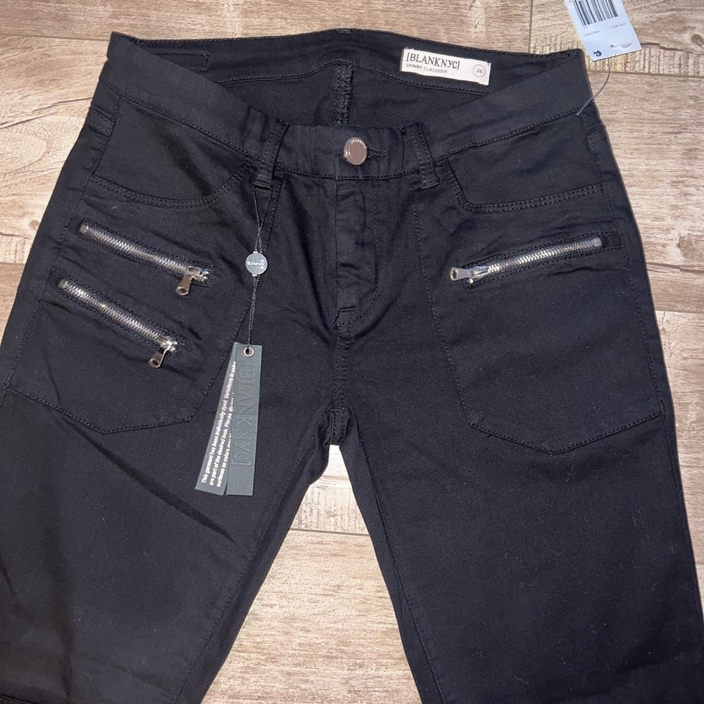 BLANKNYC Black Zipper Pants - Picture 3 of 7